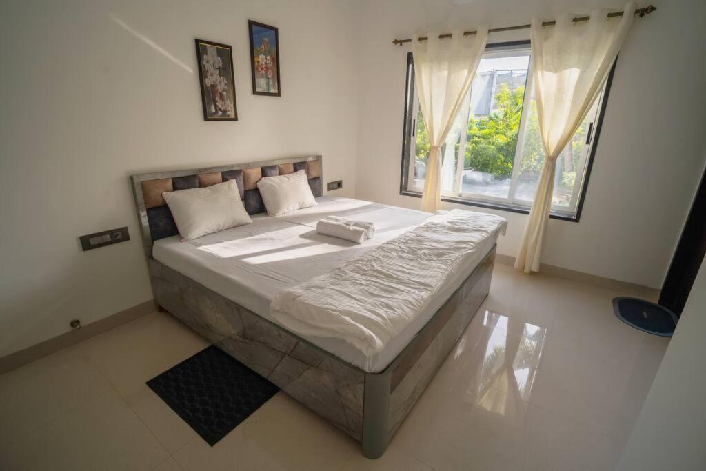 Almond Villa Find Your Paradise Алибаг Экстерьер фото